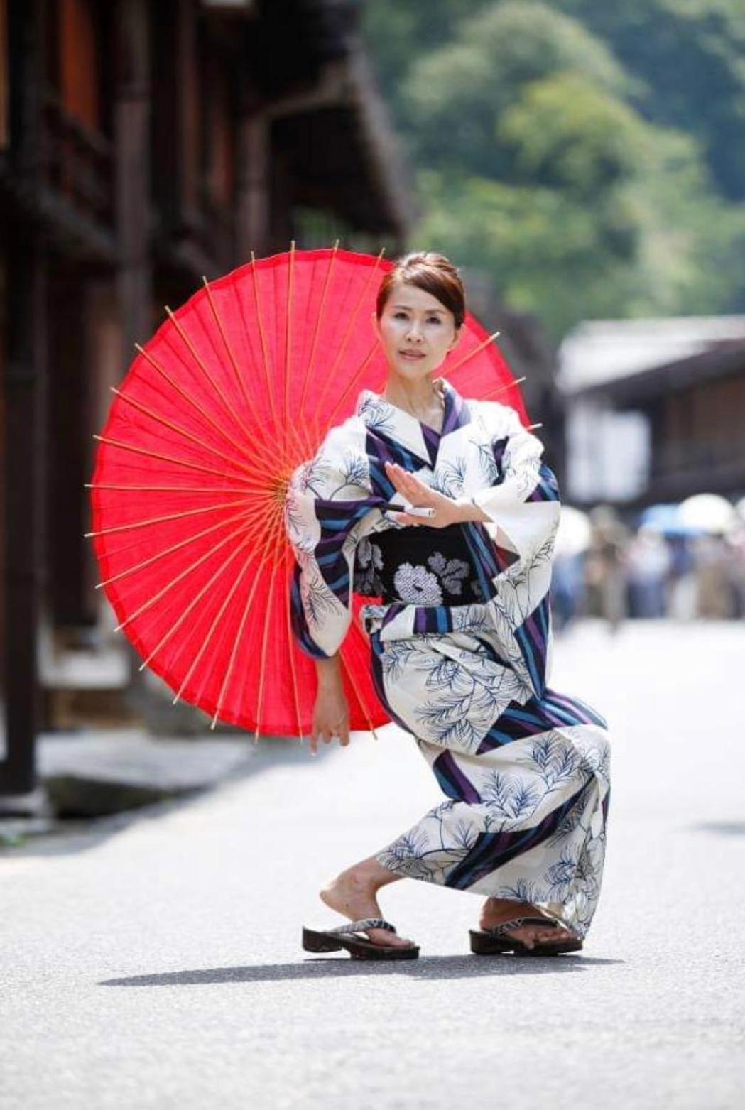 青森伝統芸能を楽しめる繭子の宿 Hachinohe Exterior foto